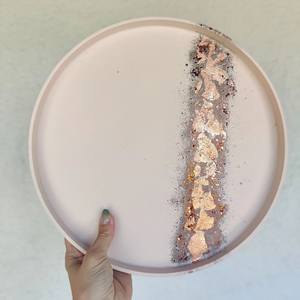 Minimimalist <b>Decorative</b> Trays Round and Oval Resin Trays for Interiors - Product Image 4