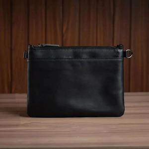 Bolso de mano de cuero genuino con organizador de pulsera, diseñado para un transporte seguro en el día a día y comodidad en viajes, a un precio razonable. - Product Image 6