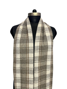 Bufanda de Mujer de Lujo con Diseño a Cuadros en Tonos Tierra, Chal de Lana y Acrílico Hecho a Mano de 28x80 Pulgadas, Chal de Fibra de Invierno Cómodo y de Alta Calidad - Product Image 6