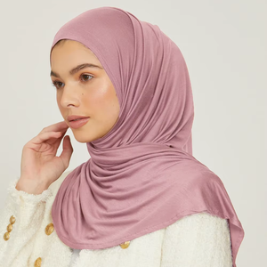 Hijab en jersey pour femmes musulmanes, long, uni, foulard pour femmes, voiles musulmans, hijabs en jersey pour femmes. - Product Image 1