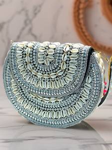 Sac à main artisanal en perles et coquillages brodés CRYSTAL CRAFT, forme demi-lune, style bohème, sac bandoulière, Noël, Nouvel An - Product Image 5