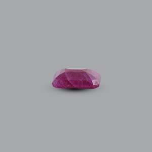Natural African Ruby 3.8 Carat Loose Gemstone for Fine Jewelry - Product Image 3