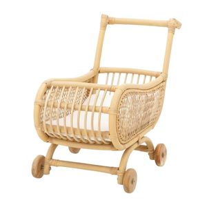 Poussette artisanale en rotin pour poupées, poussette vintage en osier pour poupées, poussette jouet pour poupées bébés, vente en gros - Product Image 1