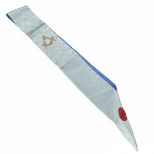 Tablier de Maître Maçon avec Écusson Rite de la Rosette (Équerre et Compas), Broderie Machine Professionnelle, Dentelle, Épingle de Sûreté, Qualité Supérieure, Cérémonial Maçonnique - Product Image 1