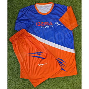 Ensemble d'uniformes sportifs personnalisés sublimés IBERIA |   Vêtements d'équipe OEM |   Uniforme de sport en polyester respirant et à séchage rapide. - Product Image 1