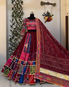 Tenue traditionnelle indienne pour femmes, Lehenga Choli Dupatta, imprimé numérique, travail de miroir, tissu lourd, robe ethnique longue pour mariage - Product Image 5