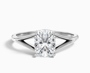 Bague de fiançailles en argent sterling 925 plaqué or blanc avec moissanite taille coussin et halo élégant, pour mariage et anniversaire - Product Image 1