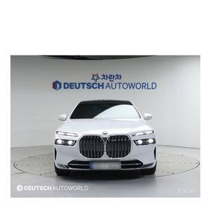 BMW Serie 7 740i SDrive Design, Modelo Agosto 2023, con 28,725 km, Caja de Cambios Automática, Volante a la Izquierda, Pura Excelencia - Product Image 3