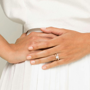 Bague de mariage en diamant cultivé en laboratoire, pavé de diamants en forme de V - Product Image 4