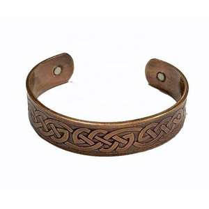 Brazalete Abierto Ajustable Hecho a Mano de Primera Calidad, Joyería Artesanal de Cobre y Latón, Regalo para Hombres y Mujeres - Product Image 3