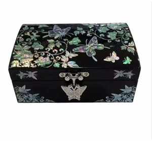 Cajas de Joyería de Lujo con Incrustaciones de Hueso, Hechas a Mano con un Elegante Diseño Intrincado, Perfectas para Guardar Objetos Preciosos - Product Image 2