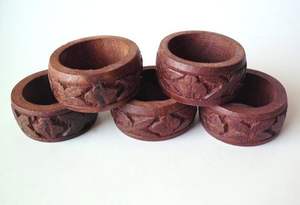 Anneaux de serviette en bois personnalisés, très demandés, pour la décoration de table, mariage, maison, faits à la main - Product Image 4