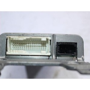 ECU และโมดูลคอมพิวเตอร์มือสองสำหรับรถยนต์ซีรีส์ 3 รุ่น 8410916334801 - Product Image 5