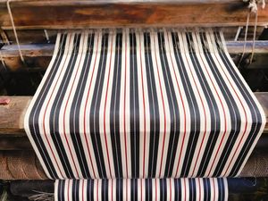 Rouleau de tissu rayé en nylon recyclé écologique, matériau durable et léger pour la production de sacs de courses et de sacs fourre-tout - Product Image 4