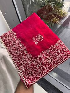 Sari en soie rouge avec bordure brodée, tenue de mariage indienne traditionnelle, sari long pour femmes, coupe classique, toutes saisons - Product Image 4