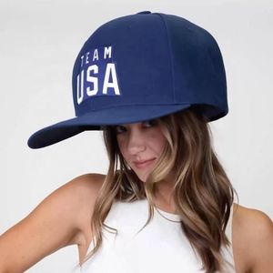 Casquette ajustée unisexe de grande taille avec logo d'équipe personnalisé brodé, casquette géante rouge surdimensionnée avec mousse de haute qualité - Product Image 4