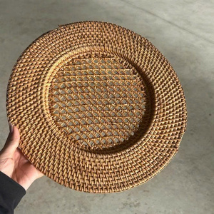 Plato de ratán rústico natural de 20 pulgadas, hecho a mano, para mesa, de fábrica en Vietnam, venta al por mayor, exportación, suministro. - Product Image 5