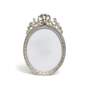 <b>Round</b> Metal Photo <b>Frame</b> Vintage Ornate Design Gold Tone Circular Picture Holder Decorative Home Display - Product Image 4