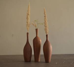 Ensemble de vases de sol en bois de noyer faits à la main pour mariage, décoration intérieure de style mid-century - Product Image 2