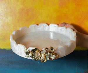 Luxury Polished Clear Resin Serving Tray with Handles for Hotel Home Party Use for Food or Decorative Purposes - Product Image 3