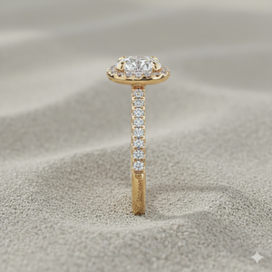 แหวนหมั้น Pav Halo และ Shank Diamond แบบวินเทจ ตัวเรือนทองคำ ประดับเพชรแบบ Prong Setting พร้อมใบรับรอง - Product Image 2