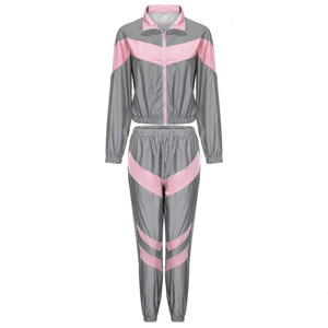 ชุดวอร์มไนลอนกันลม 2 ชิ้น ปี 2026 สำหรับผู้หญิง ชุดออกกำลังกายกลางแจ้ง ชุดจ็อกเกอร์ รับผลิตแบบ OEM พร้อมสกรีนโลโก้ ชุดเสื้อผ้ากีฬาสำหรับผู้หญิง - Product Image 2