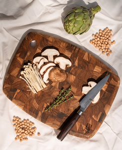 Planche à découper ovale en bois avec fonction antidérapante pour la cuisine - Product Image 2