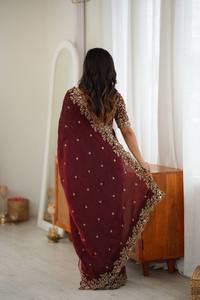 Sari de seda Fendi de diseño Reglance con bordado de hilo y lentejuelas, elegante, tradicional, de aspecto lujoso, ideal para bodas. - Product Image 3
