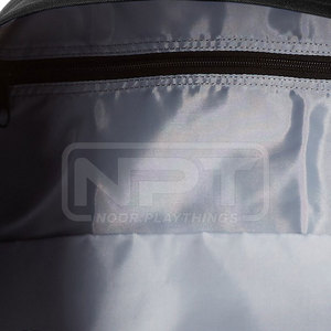 Sac à dos de sport multi-poches conçu pour la salle de sport et les voyages, avec des matériaux durables et un design moderne - Product Image 6