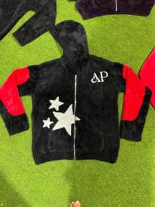 Sudaderas con Capucha Personalizadas, Sudadera Premium con Tela Resistente, Ajuste Cómodo y Diseño Gráfico Moderno para Ropa Urbana - Product Image 3