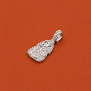 Colgante Personalizado de Plata de Ley 925 con Diamante Moissanita y Diseño de Faraón Egipcio - Product Image 2