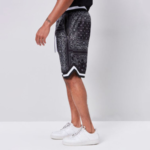 Pantalones Cortos Bermuda para Hombre con Estampado Paisley, Cintura Media, Cordón Ajustable, Estilo Casual, Tela de Poliéster Transpirable, con Bolsillos y Detalle de Ribete Blanco - Product Image 3