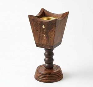 Quemador de Incienso Indio de Madera Duradero Tayyab Handicrafts, con Diseño de Estrellas Doradas, para Uso en Todas las Estaciones, Aromático, para Sándalo y Cilantro - Product Image 3