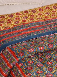 Edredón Bordado Bohemio con Patrón Floral Azul, Hecho a Mano en Algodón, Juego de Ropa de Cama para Decoración del Hogar para Todas las Temporadas - Product Image 5