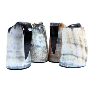 Mug en corne sculpté à la main, écologique et haut de gamme - Tasse décorative et fonctionnelle pour bière, hydromel et café - Product Image 2