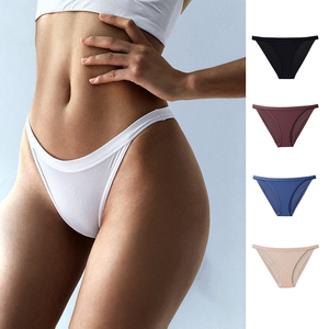Culottes Bikini Femme Taille Basse Sans Couture Couleur Unie en Spandex et Nylon Tricoté de Qualité Supérieure Style Basique Vente en Gros - Product Image 6