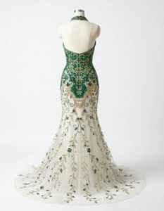 Robe de soirée longue de luxe perlée à la main, disponible au meilleur prix - Product Image 4