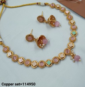Conjunto de Joyería Nupcial Tradicional India de Cobre Chapado en Oro para Mujer, Aretes y Collar para Fiesta - Product Image 1
