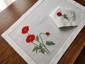 Juegos de Manteles Individuales y Servilletas Bordados Personalizados con Flores de Amapola Roja, Lavables, con Dobladillo, 100% Lino Blanco, para Bodas, Eventos en el Hogar - Product Image 2