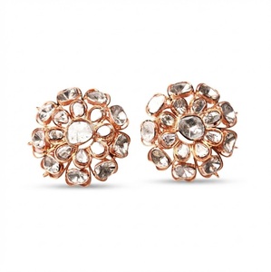 Boucles d'oreilles clous en or massif 10K 14K 18K, collection la plus récente, faites à la main, avec diamants Polki de laboratoire, couleur DEF, clarté VS VVS, vente en gros - Product Image 3