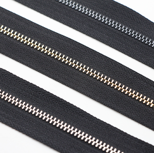 Vente Flash : Fermeture Éclair Métallique à Bout Ouvert, Logo Personnalisé, Taille et Couleur du Ruban Personnalisables, Fermetures Éclair Longues en Chaîne Métallique - Product Image 6