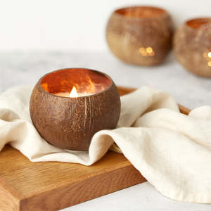 เทียนหอมหรูหรา กลิ่นหอมและไม่มีกลิ่น บรรจุในภาชนะเปลือกมะพร้าว ของตกแต่งโต๊ะอาหาร - Product Image 6