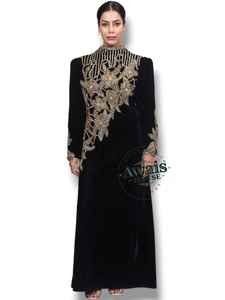 Robe longue AWAIS HOUSE importée en velours, ornée de cristaux et de perles, à manches longues, coupe simple et modeste, silhouette trapèze - Product Image 5