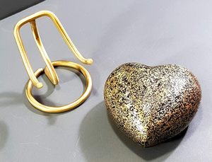 Heart Shape Metal Urn Handmade Luxury Home Decor Valentine's Day Gift Modern Design <b>Gold</b> Finish - Product Image 6