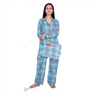 Pijama de Verano para Mujer, de Algodón, con Estampado Floral, Cuello en V, Cintura Elástica, Suave y Transpirable, Pantalones Cortos - Product Image 1