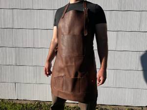 ผ้ากันเปื้อนหนังสั่งทำพร้อมโลโก้สำหรับพนักงานคาเฟ่ บาริสต้า ร้านอาหาร ขายส่งจำนวนมาก ราคาแข่งขัน LPN-0217 - Product Image 2