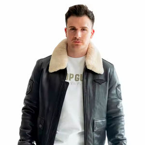 Blouson aviateur vintage pour homme, veste en cuir d'hiver avec doublure chaude et décorations à motifs, fabrication OEM disponible - Product Image 6