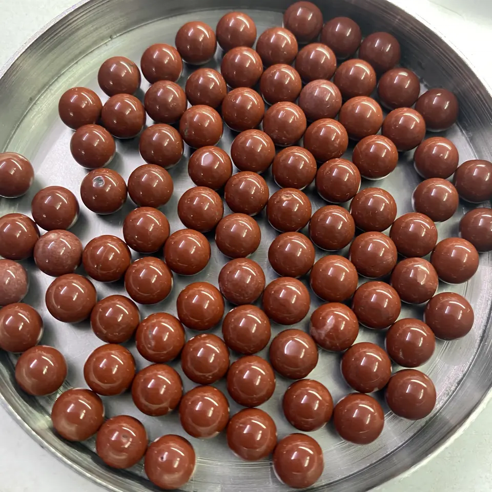 สีน้ำตาล