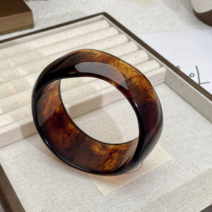 Minimalist Multi-Color Dye Acrylic <b>Resin</b> Elastic Bracelet Heavy Fashionable Bangles for Women <b>Resin</b> <b>Crafts</b> - Product Image 6