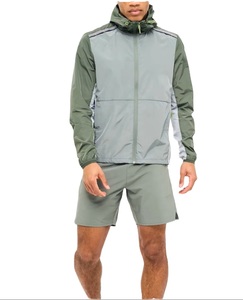 Conjunto Corto Cortavientos Personalizado para Hombre, Chaqueta Ligera Impermeable y Pantalones Cortos, Conjunto Deportivo a Juego, Ropa OEM - Product Image 1